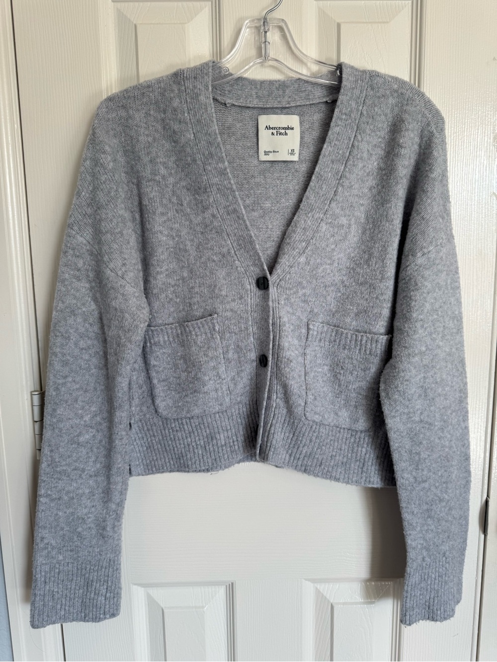 Abercrombie & Fitch Light Gray V-Neck Pocket Button Cardigan